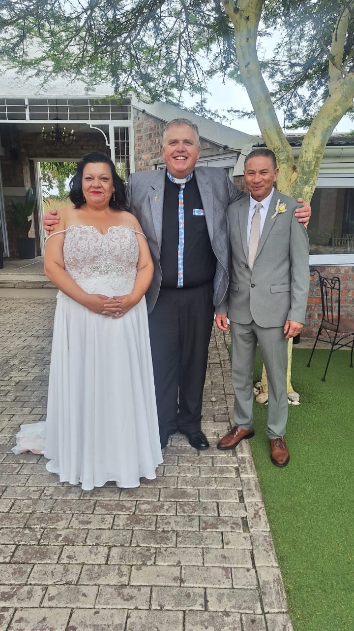 Wedding ceremony by Dr. Gerrit Rademeyer in Kommetjie