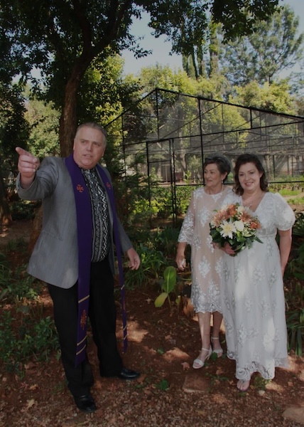 Wedding ceremony by Dr. Gerrit Rademeyer in Kommetjie