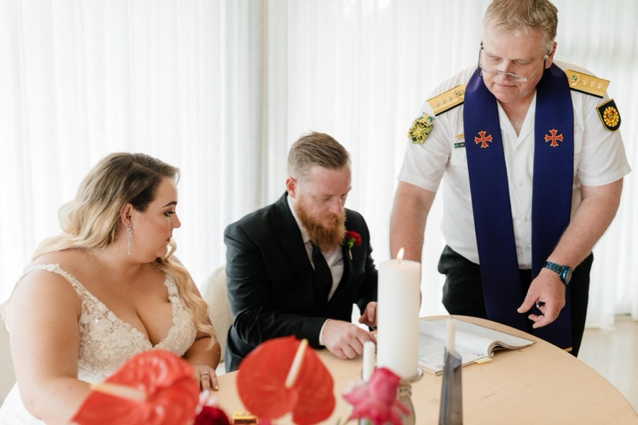 Wedding ceremony by Dr. Gerrit Rademeyer in Kommetjie