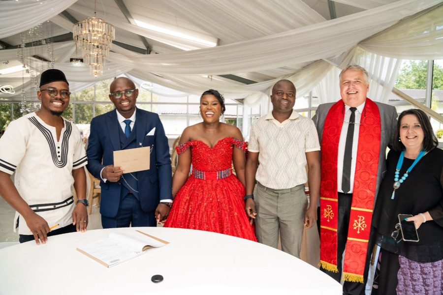 Wedding ceremony by Dr. Gerrit Rademeyer in Kommetjie